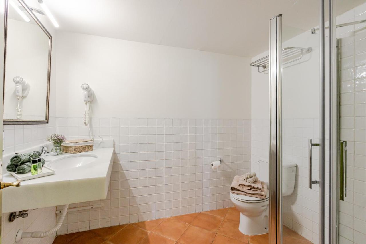 Nuea Giralda Hotel Sevilla Bagian luar foto