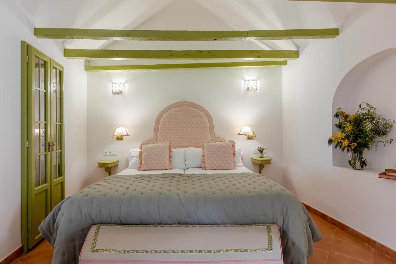Nuea Giralda Hotel Sevilla Bagian luar foto