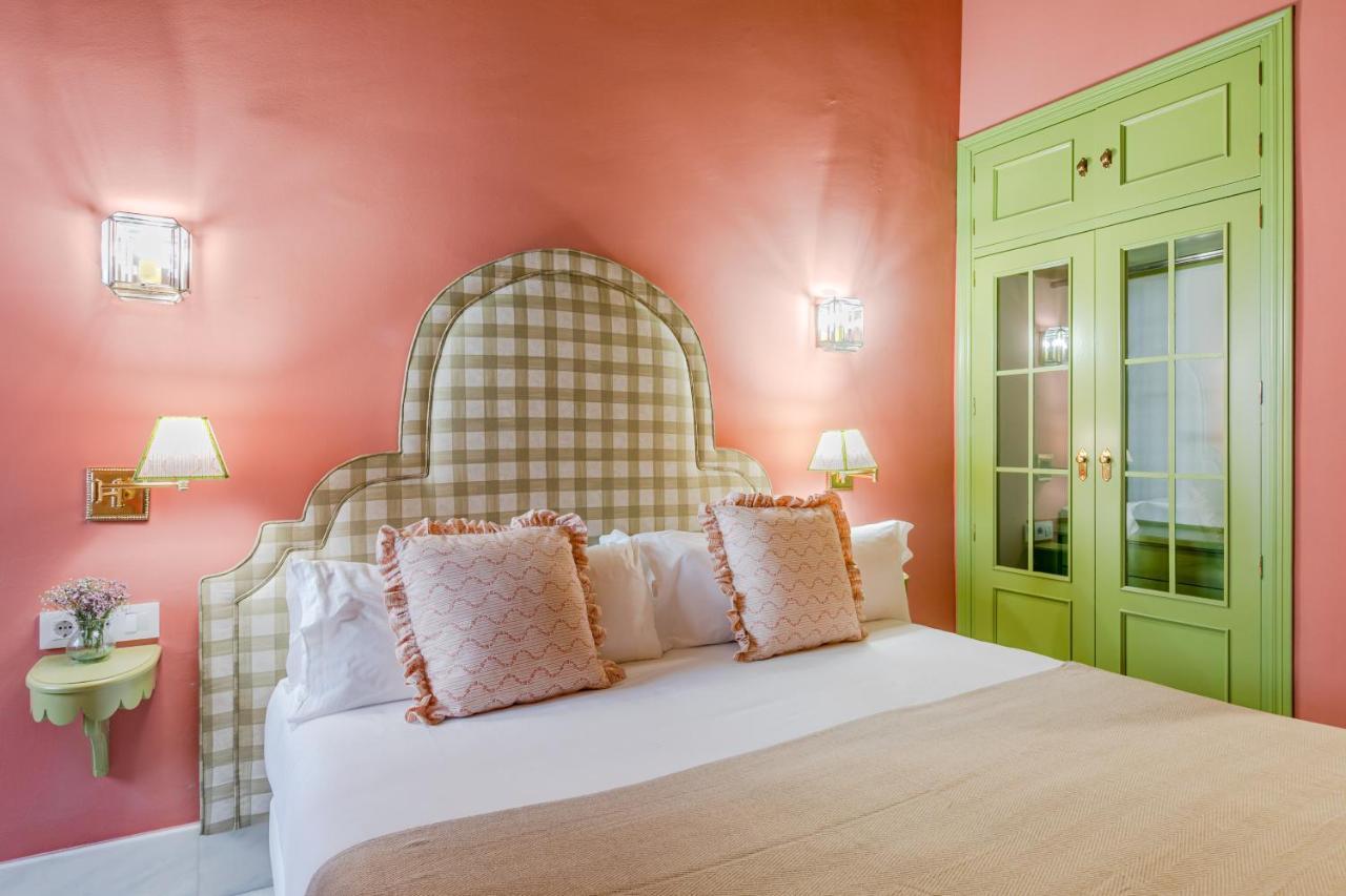 Nuea Giralda Hotel Sevilla Bagian luar foto