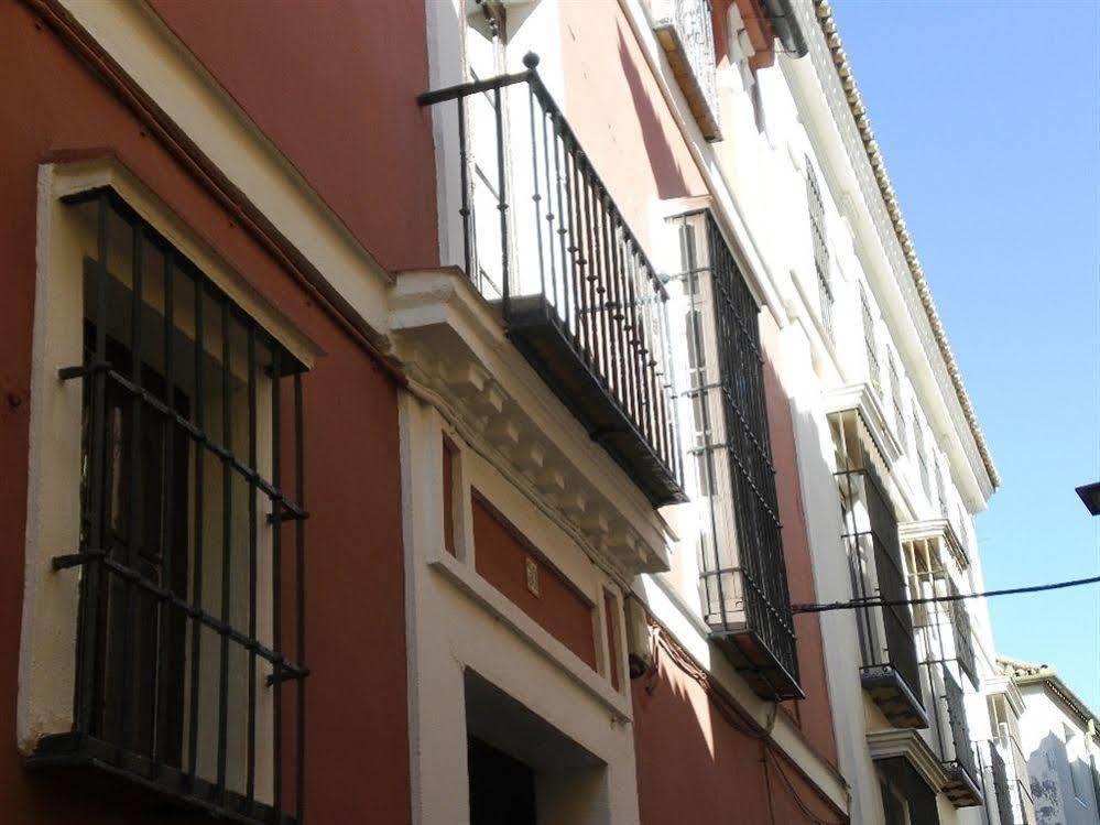 Nuea Giralda Hotel Sevilla Bagian luar foto