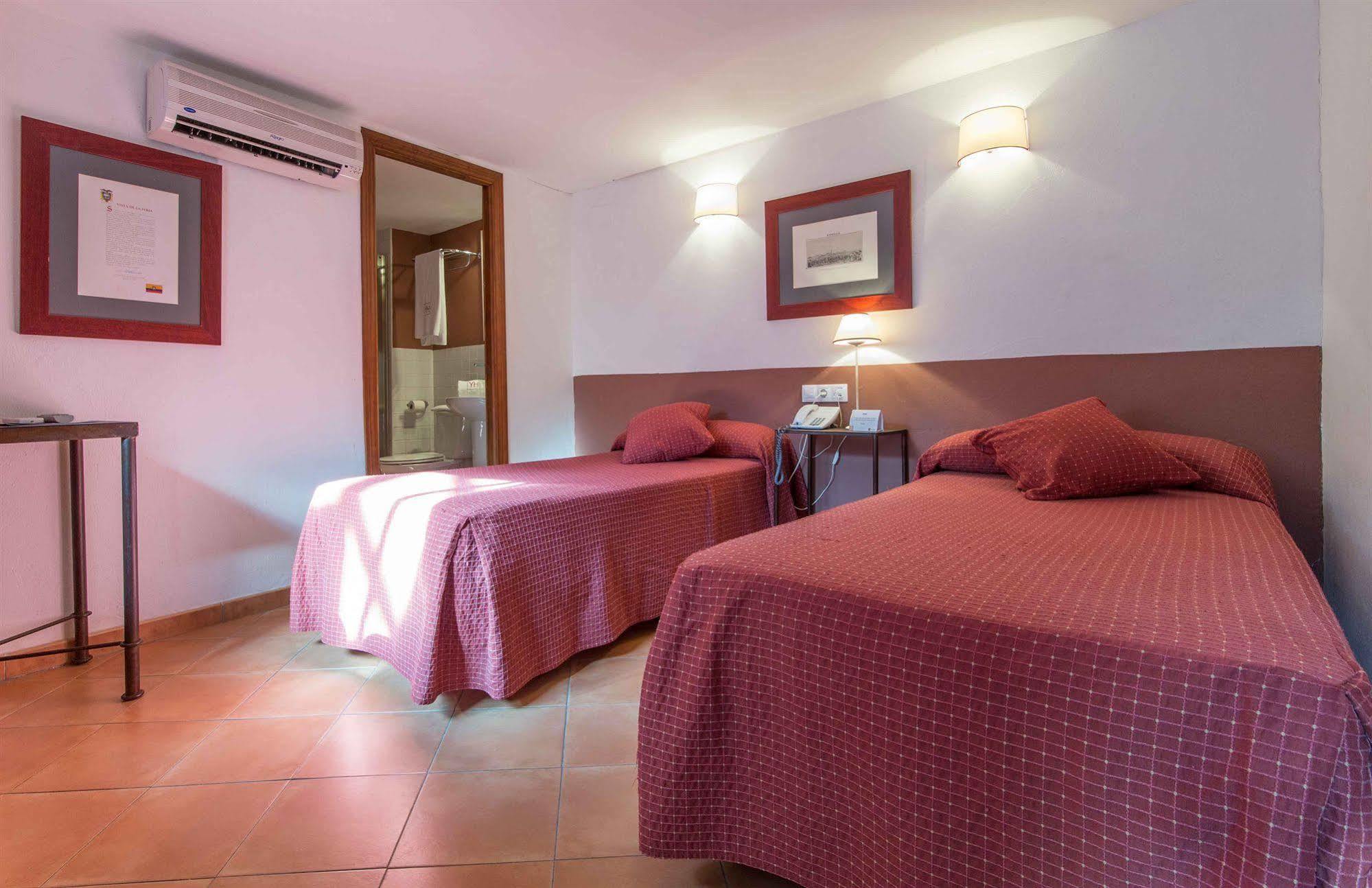 Nuea Giralda Hotel Sevilla Bagian luar foto