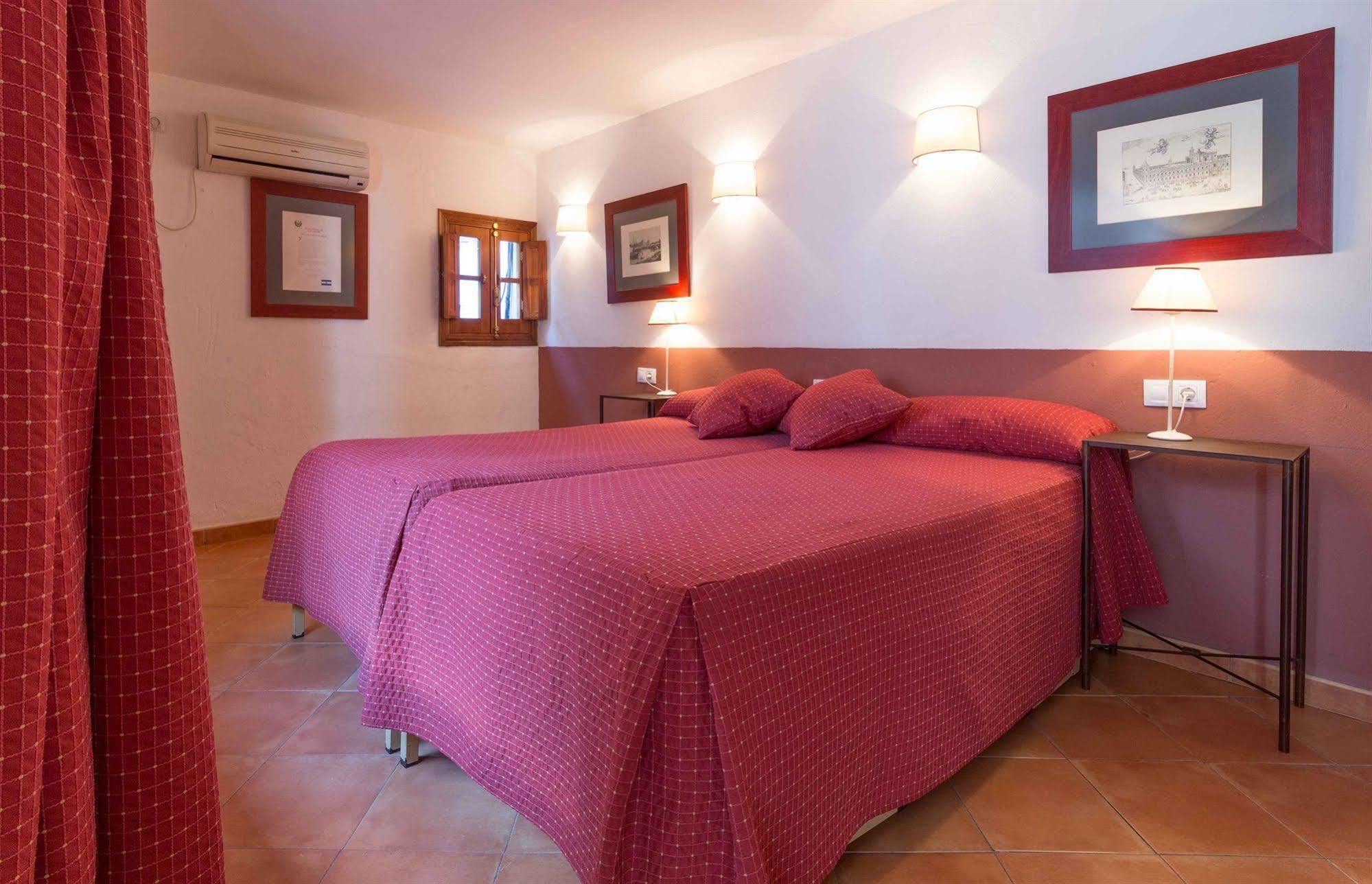 Nuea Giralda Hotel Sevilla Bagian luar foto