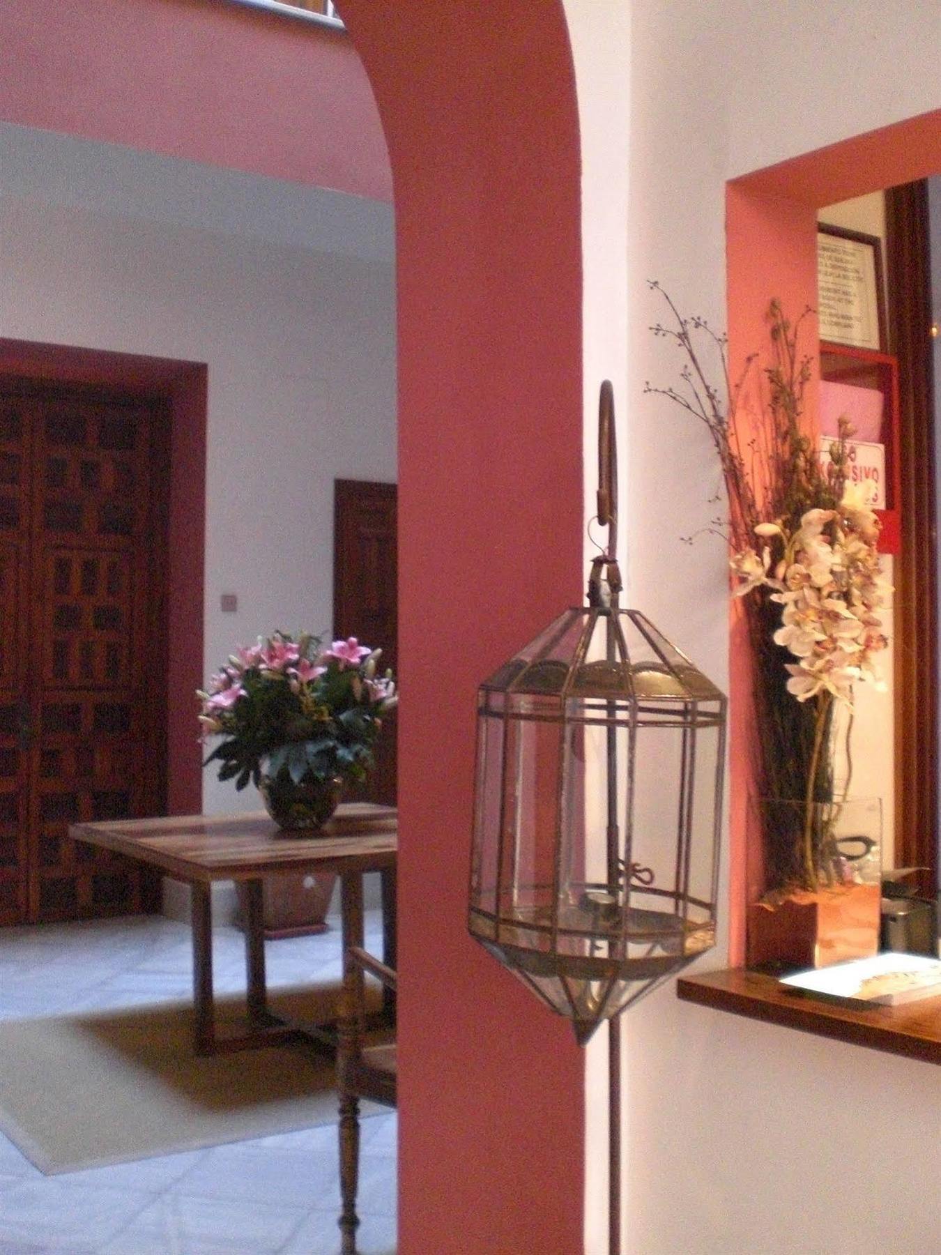 Nuea Giralda Hotel Sevilla Bagian luar foto